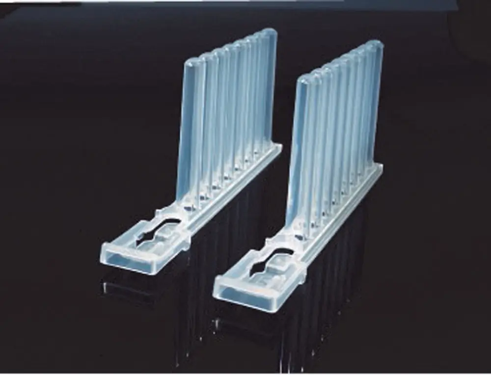 Benchmark Scientific AP1016-MC 8-place magnetic tip combs, pack of 50, Polypropylene, Sterile , 1 Pack/Unit Primary Image